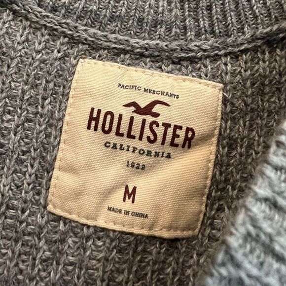 Hollister cold shoulder gray sweater size medium - Picture 3 of 5